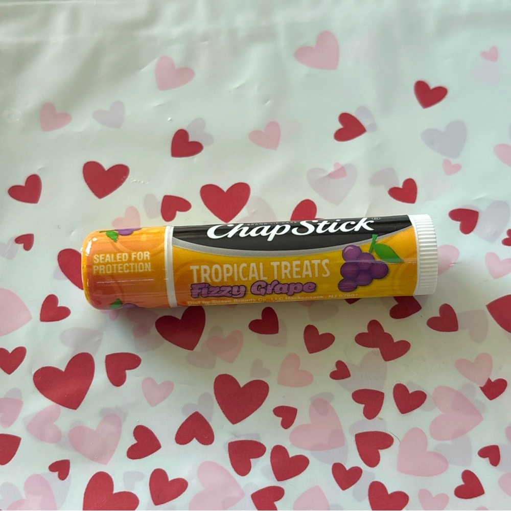 Chapstick “Fizzy Grape” - ❤️ 3 for $10 lip balms
